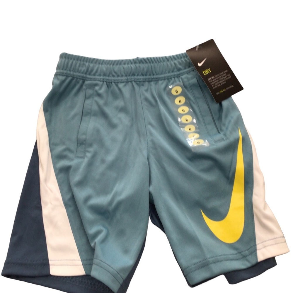Boy’s Nike Sport Shorts NWT Size 6